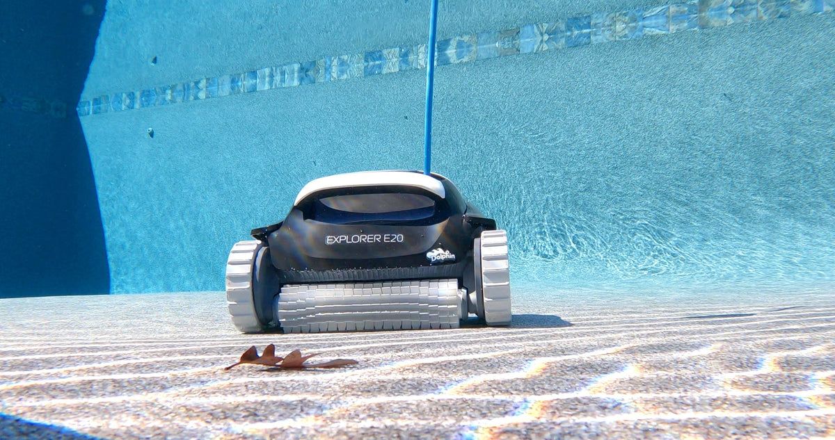 Dolphin Explorer E20 Pool Cleaner