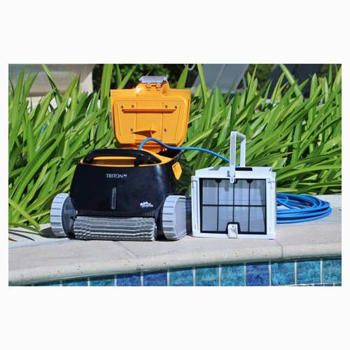 Dolphin Triton PS Pool Cleaner