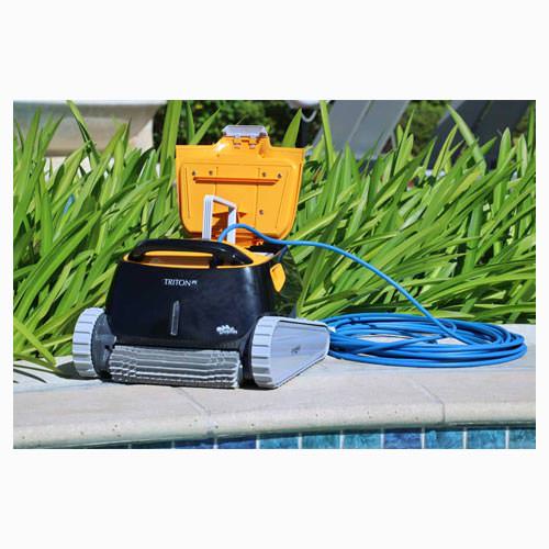 Dolphin Triton PS Pool Cleaner